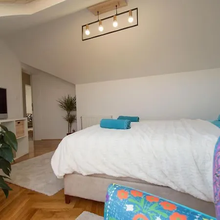 Spacious, And Luxury Flat With Great View! *