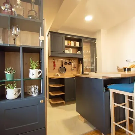 Spacious, And Luxury Flat With Great View! *