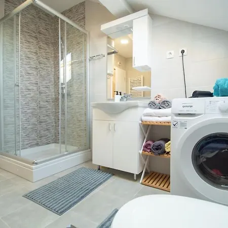 Spacious, And Luxury Flat With Great View! 公寓