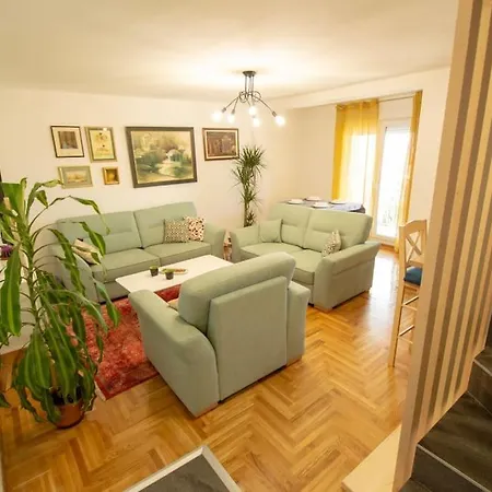 公寓 Spacious, And Luxury Flat With Great View! *